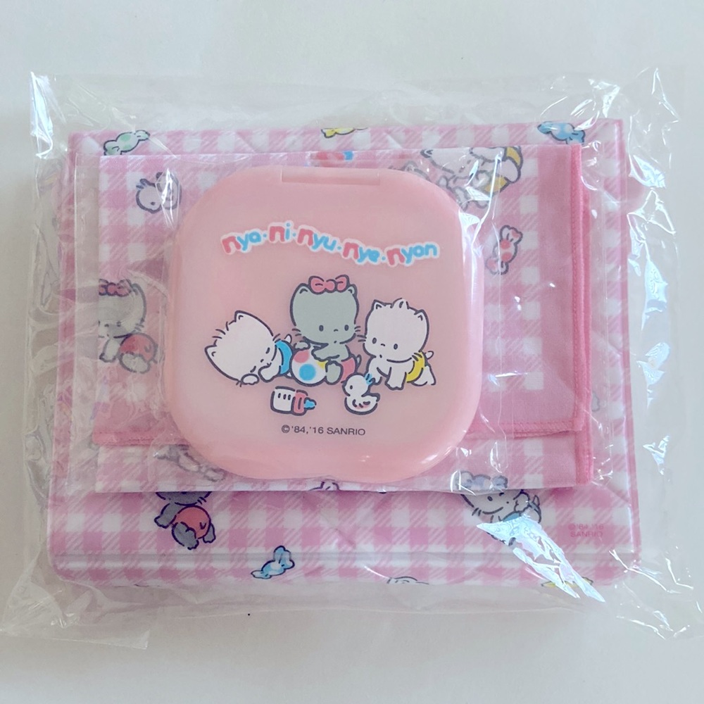 Sanrio Original | Travel Pouch Nya•Ni•Nyu•Nye•Nyon